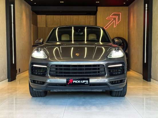 PORSCHE-CAYENNE-2020