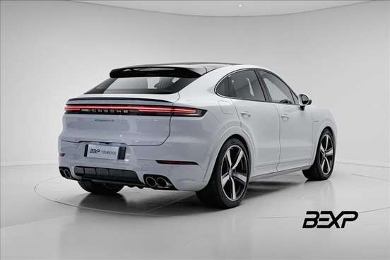 PORSCHE-CAYENNE-2024
