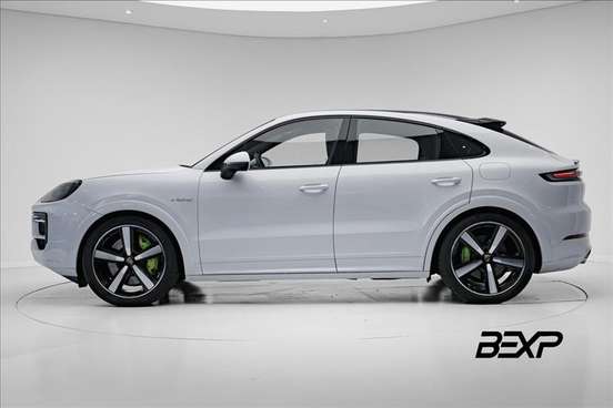 PORSCHE-CAYENNE-2024