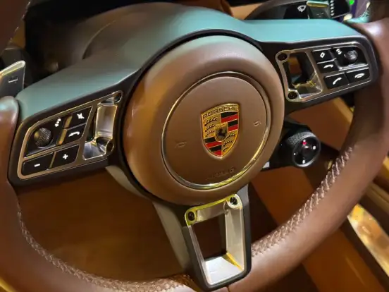 PORSCHE-CAYENNE-2023
