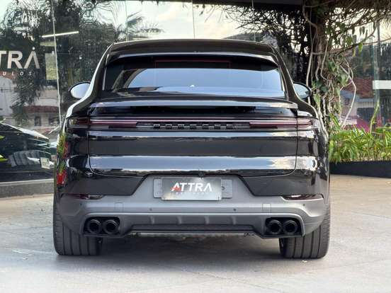 PORSCHE-CAYENNE-2023