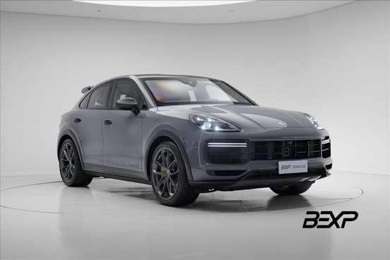 PORSCHE-CAYENNE-2022