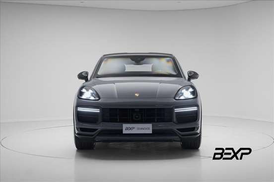 PORSCHE-CAYENNE-2022