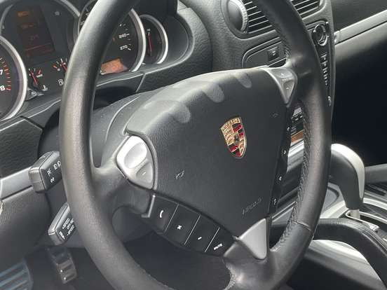 PORSCHE-CAYENNE-2008