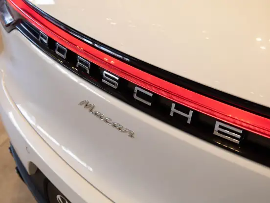 PORSCHE-MACAN-2.0 16V GASOLINA 4P AUTOMÁTICO PORSCHE-MACAN-2020