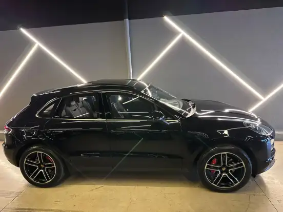PORSCHE-MACAN-2.0 16V GASOLINA 4P AUTOMÁTICO PORSCHE-MACAN-2020
