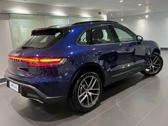 PORSCHE-MACAN-2026