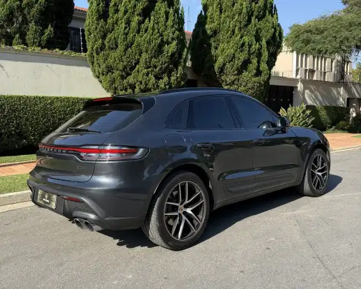 PORSCHE-MACAN-2023