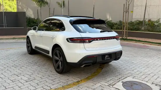 PORSCHE-MACAN-2024