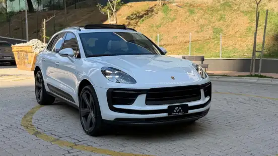 PORSCHE-MACAN-2024