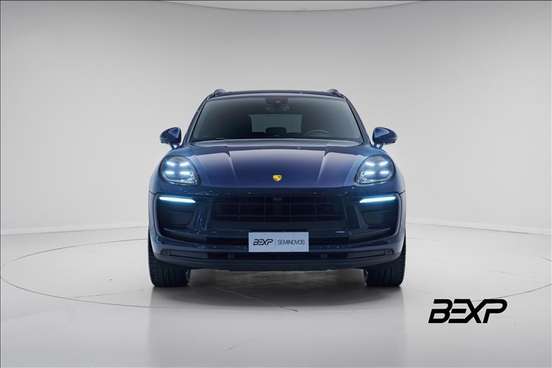 PORSCHE-MACAN-2023