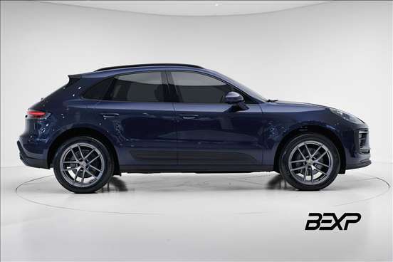 PORSCHE-MACAN-2023