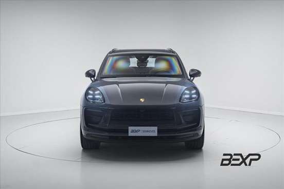 PORSCHE-MACAN-2022