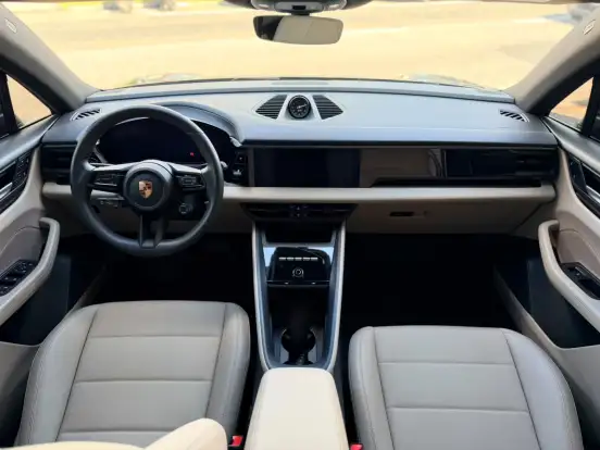 PORSCHE-MACAN-2025