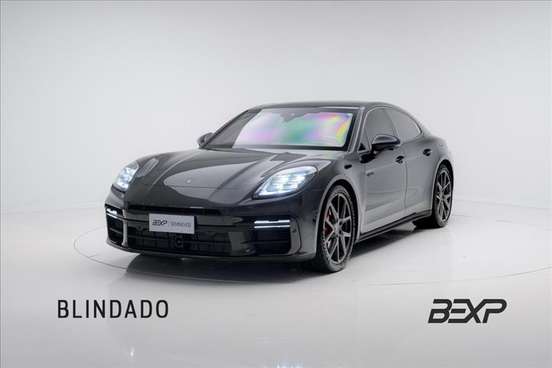 PORSCHE-PANAMERA-2025