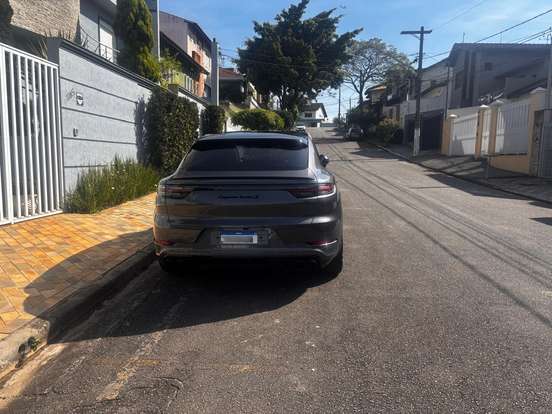 PORSCHE-CAYENNE-2019