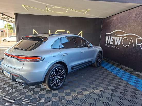 PORSCHE-MACAN-2023