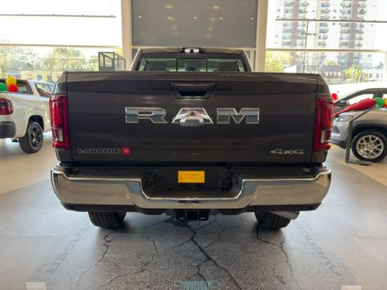 RAM-2500-6.7 I6 TURBO DIESEL LARAMIE CD 4X4 AUTOMÁTICO RAM-2500-2026