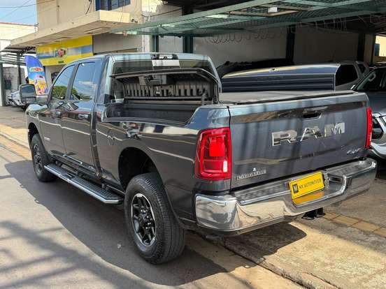 RAM-2500-6.7 I6 TURBO DIESEL LARAMIE CD 4X4 AUTOMÁTICO RAM-2500-2026