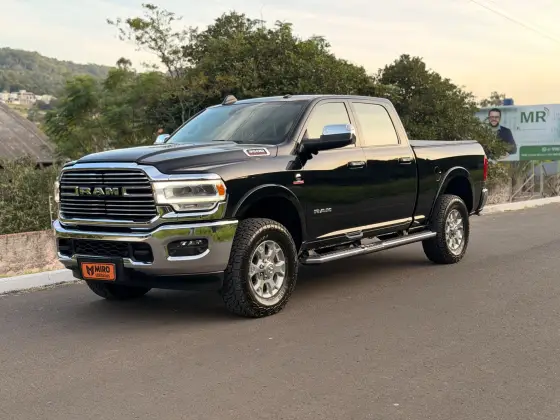 RAM 3500 6.7 I6 TURBO DIESEL LARAMIE CD 4X4 AUTOMÁTICO