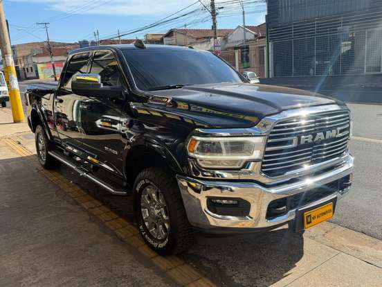 RAM-3500-6.7 I6 TURBO DIESEL LARAMIE CD 4X4 AUTOMÁTICO RAM-3500-2022