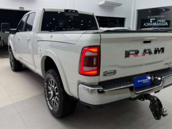 RAM-3500-6.7 I6 TURBO DIESEL LIMITED LONGHORN CD 4X4 AUTOMÁTICO RAM-3500-2024