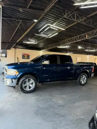 RAM-CLASSIC-5.7 V8 GASOLINA LARAMIE CD 4X4 AUTOMÁTICO RAM-CLASSIC-2023