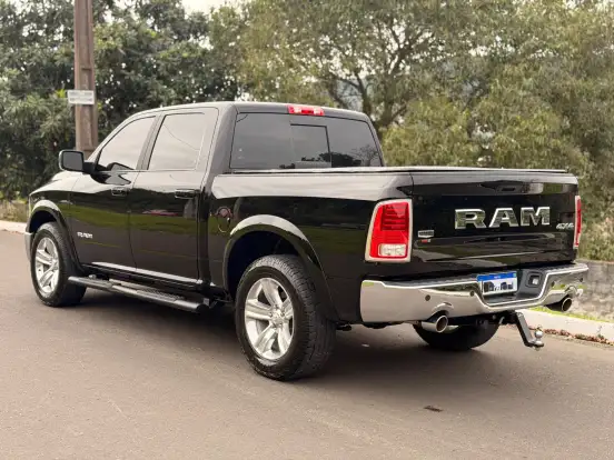 RAM-CLASSIC-5.7 V8 GASOLINA LARAMIE CD 4X4 AUTOMÁTICO RAM-CLASSIC-2022