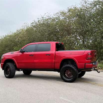 RAM-1500-5.7 V8 GASOLINA LIMITED CD 4X4 AUTOMÁTICO RAM-1500-2023