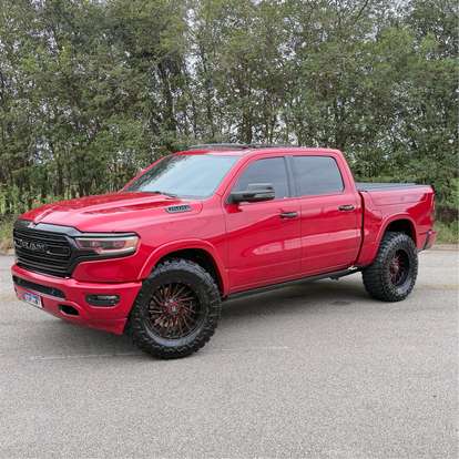 RAM-1500-5.7 V8 GASOLINA LIMITED CD 4X4 AUTOMÁTICO RAM-1500-2023