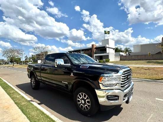 RAM-3500-6.7 I6 TURBO DIESEL LIMITED LONGHORN CD 4X4 AUTOMÁTICO RAM-3500-2024