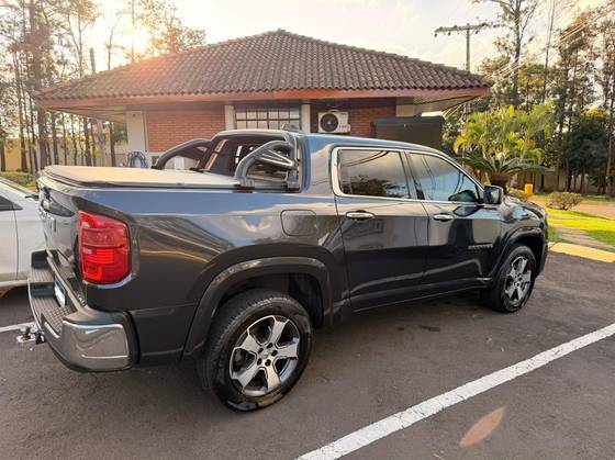 RAM RAMPAGE 2.0 TURBO DIESEL LARAMIE 4X4 AUTOMÁTICO