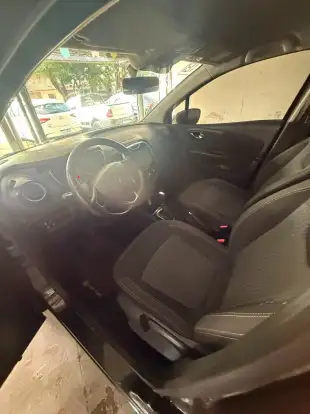 RENAULT-CAPTUR-2018