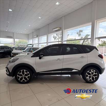RENAULT-CAPTUR-2022