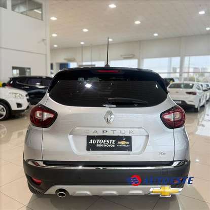 RENAULT-CAPTUR-2022