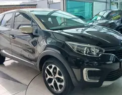 RENAULT CAPTUR 1.6 16V SCE FLEX LIFE X-TRONIC RENAULT CAPTUR 1.6 16V SCE FLEX LIFE X-TRONIC