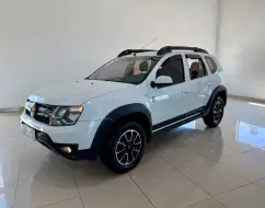 RENAULT DUSTER 1.6 DAKAR 4X2 16V FLEX 4P MANUAL RENAULT DUSTER 1.6 DAKAR 4X2 16V FLEX 4P MANUAL