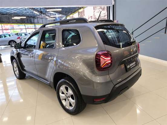 RENAULT-DUSTER-2024