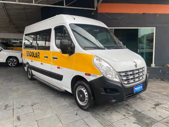 RENAULT-MASTER-2019