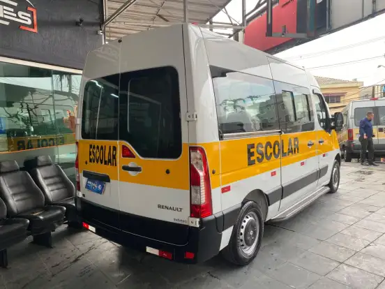 RENAULT-MASTER-2019