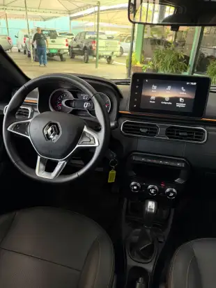 RENAULT-OROCH-2023