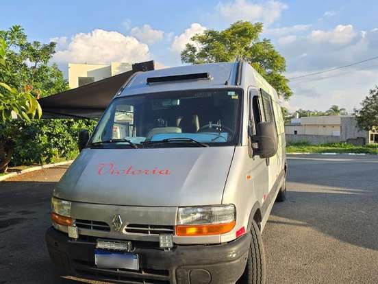 RENAULT-MASTER-2006