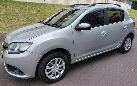 RENAULT SANDERO 1.0 EXPRESSION 16V FLEX 4P MANUAL