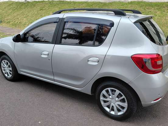 RENAULT-SANDERO-1.0 EXPRESSION 16V FLEX 4P MANUAL RENAULT-SANDERO-2016