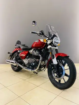 ROYAL ENFIELD-METEOR 650 CELESTIAL-2025