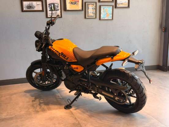 ROYAL ENFIELD-GUERRILLA 450-2026
