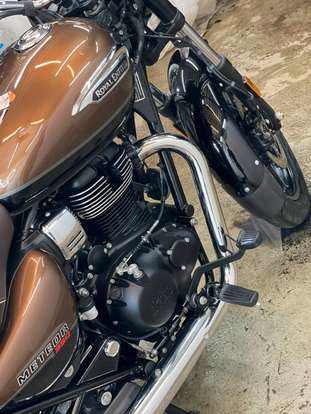ROYAL ENFIELD-METEOR 350 SUPERNOVA-2021
