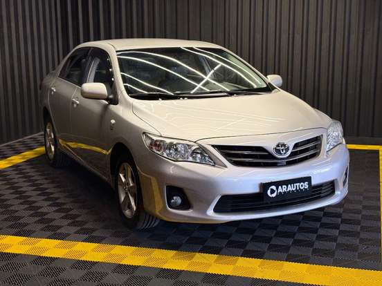 TOYOTA-COROLLA-2013