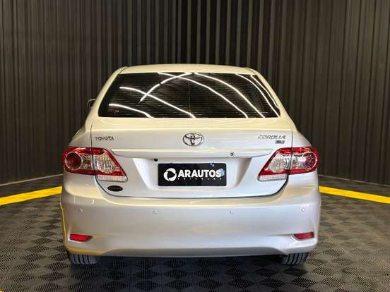 TOYOTA-COROLLA-2013