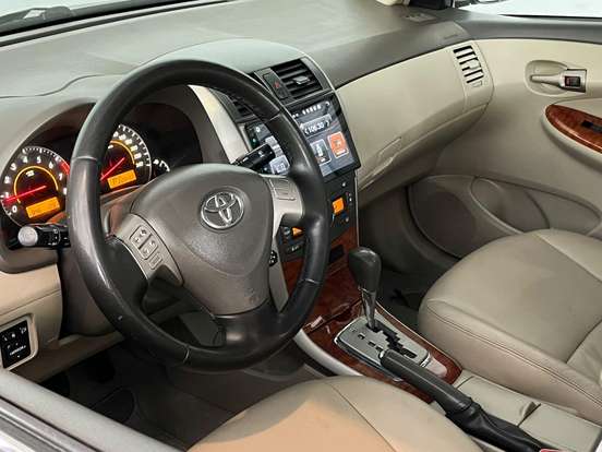 TOYOTA-COROLLA-2008
